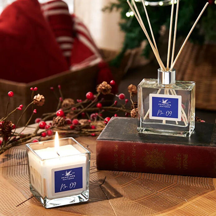 Penelope Yılbaşı No.09 Kutulu Hediye Seti (oda Kokusu & Mum)
