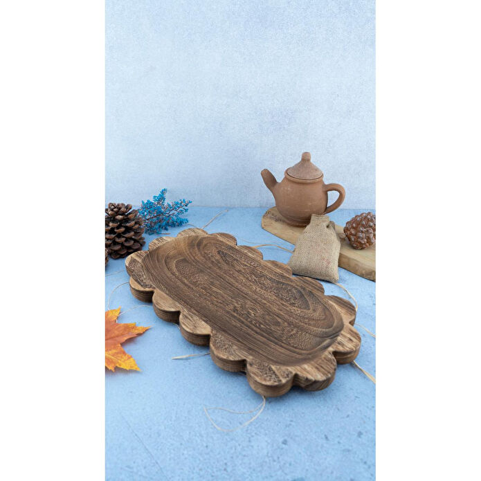 Bambum Folinda Sunum Tepsisi Büyük