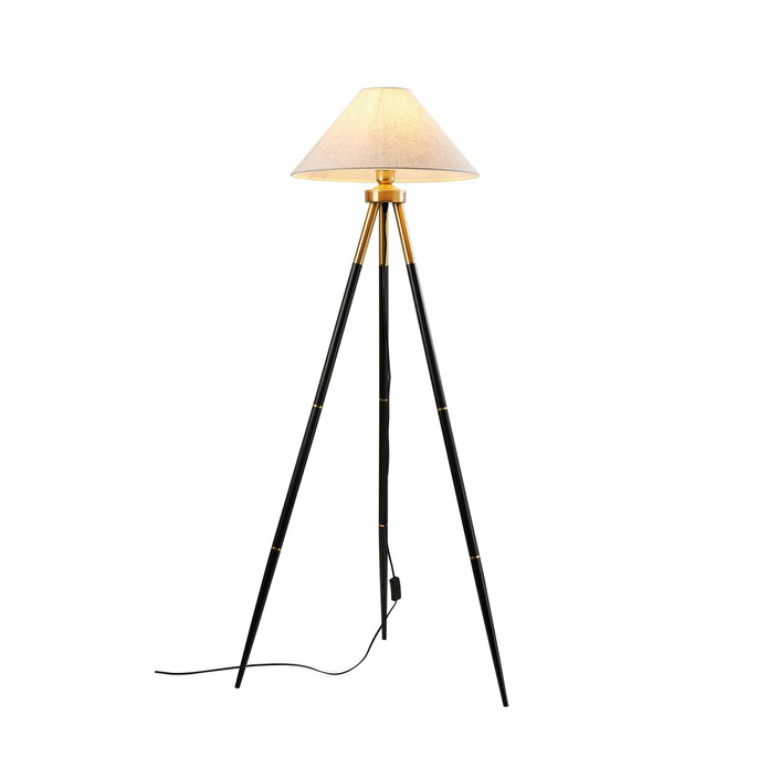 Apliqa Cosby Siyah-eskitme Kaplamalı Tripod Metal 3 Ayaklı Lambader