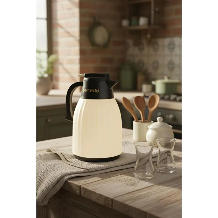 Bernardo Elantra Cam Termos Krem 1 Litre