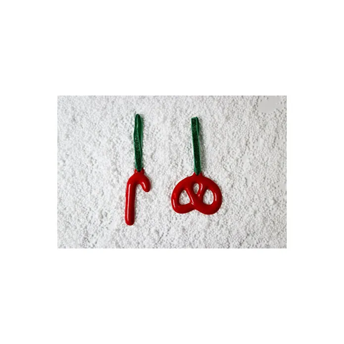 Beige & Stone Yılbaşı Ağaç Süsü Kırmızı Seramik Pretzel Simit-baston 2'li Çam Ağacı Süsü