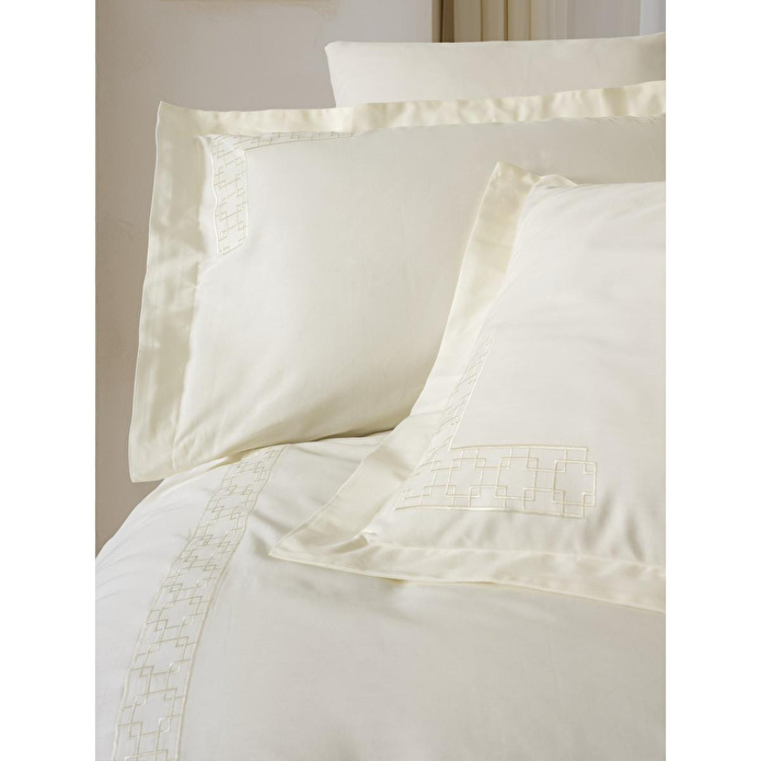 Cotton Box Nakışlı Saten Çift Kişilik Nevresim Takımı Luxe Ekru