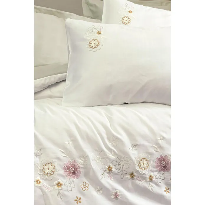 Cotton Box 3d Nakışlı Saten Çift Kişilik Nevresim Takımı Jenika Mint