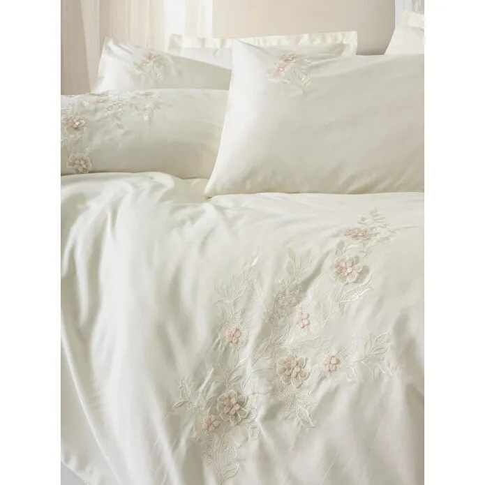 Cotton Box 3d Nakışlı Saten Çift Kişilik Nevresim Takımı Aira Ekru