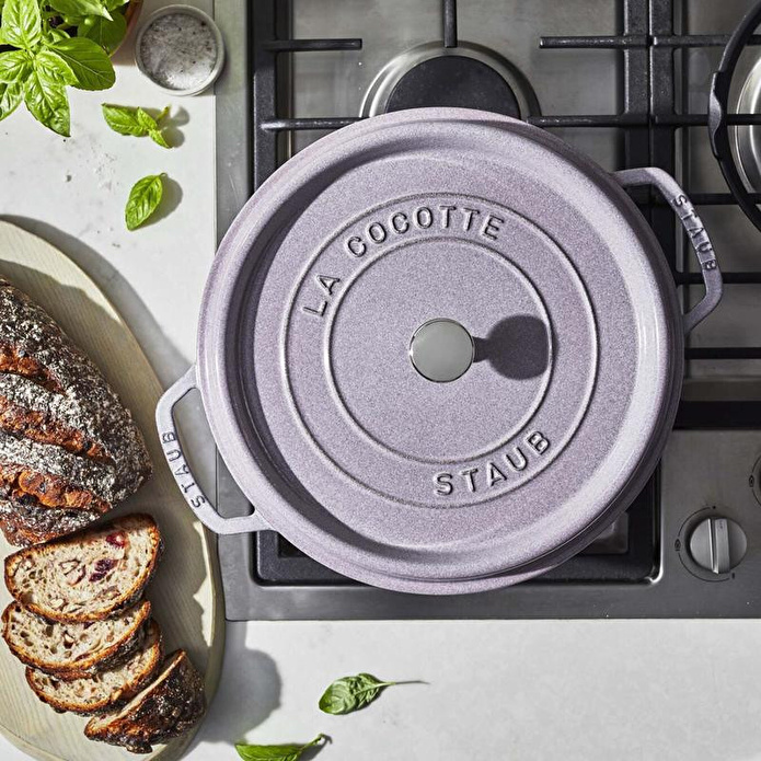 Staub Döküm Tencere, 24 Cm | Kiraz Çiçeği