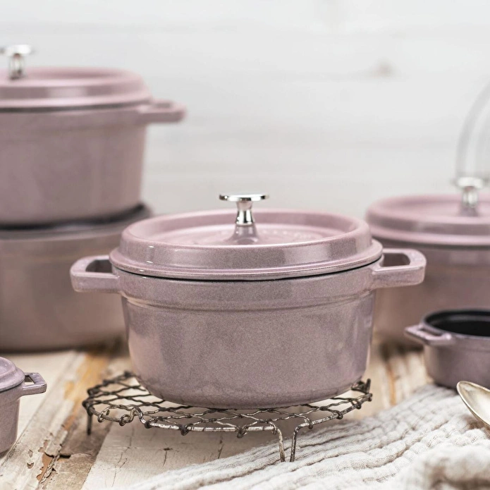 Staub Döküm Tencere, 24 Cm | Kiraz Çiçeği