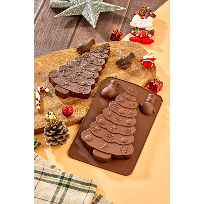 Vienev Yılbaşı Temalı Silikon Çam Ağacı Dubai Çikolatası Kalıbı Kahverengi