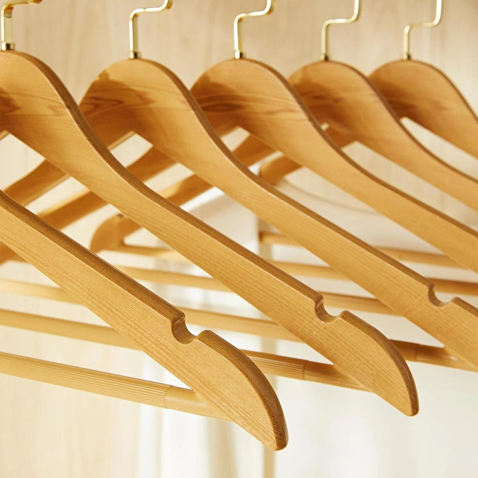 Ocean Home Textile 6'lı Altın Kancalı Ahşap Görünümlü Plastik Giysi Askısı 25 X 44.5 X 1 Cm