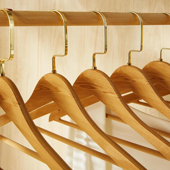 Ocean Home Textile 9'lu Altın Kancalı Ahşap Görünümlü Plastik Giysi Askısı 25 X 44.5 X 1 Cm