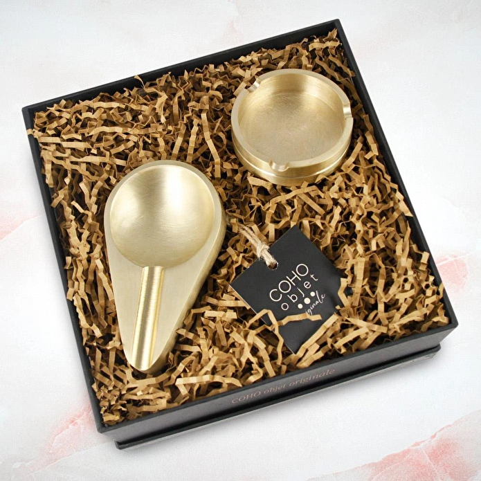 Coho Objet Coho Box Lux Döküm Pirinç İnce Puroluk & Küllük Seti