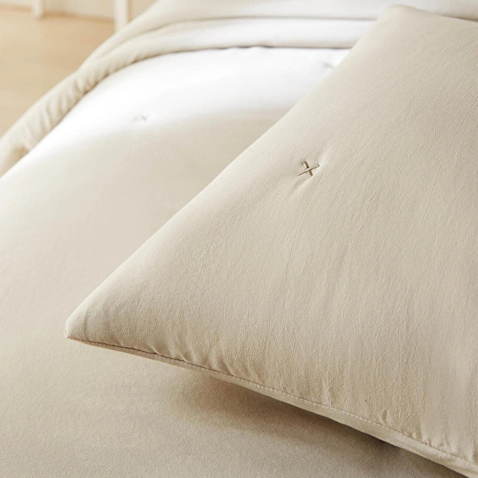 Ocean Home Textile Nakışlı Bej Çift Kişilik Yatak Örtüsü Seti 1 Adet 250 X 230 / 2 Adet 50 X 70 Cm