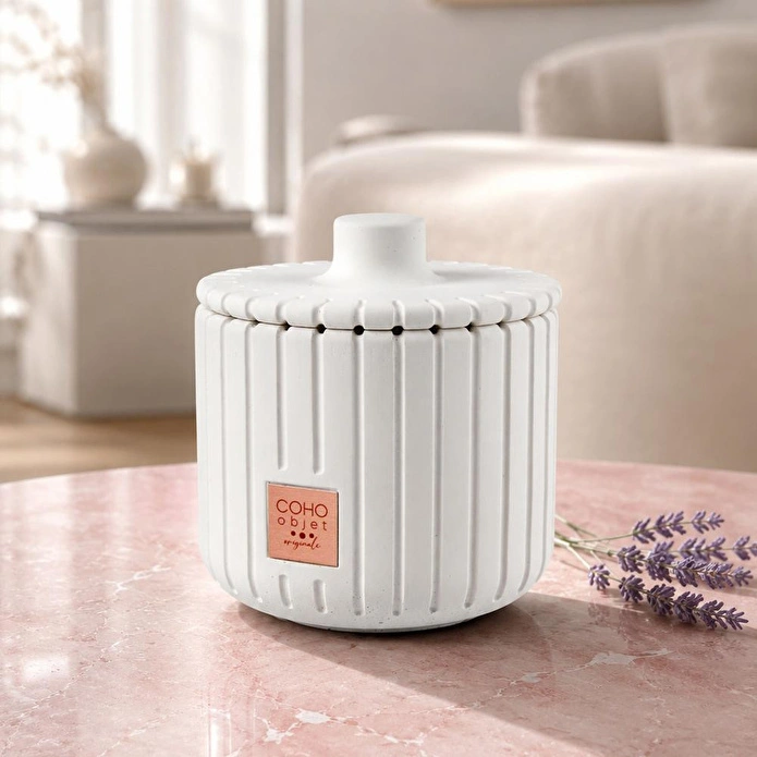 Coho Objet Coho Style Lavender Fields Dekoratif El Dökümü Mum