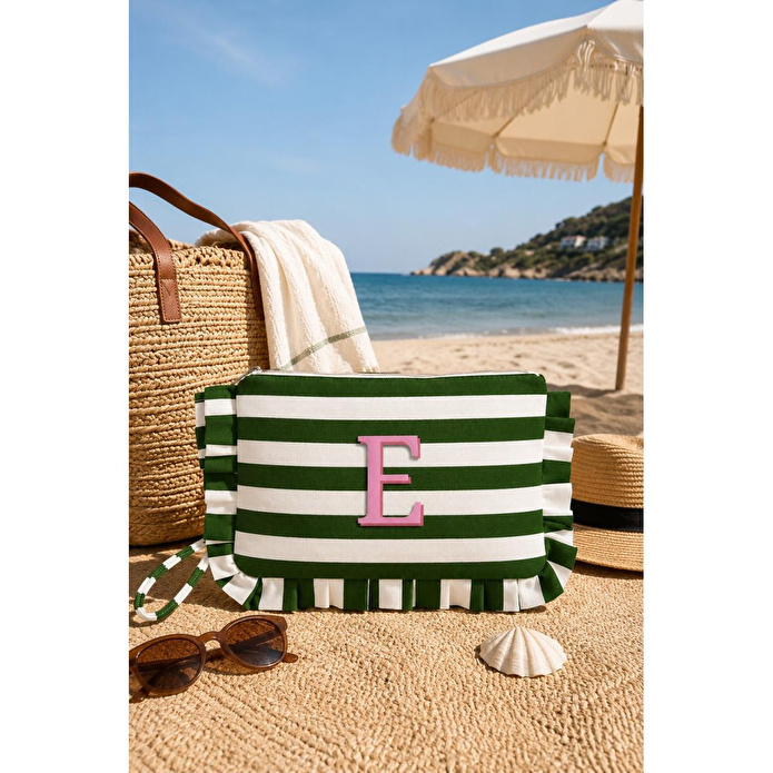 Beige & Stone Kişiye Özel Harf Detaylı Yeşil Çizgili 17x29 Cm Volanlı Clutch & Portföy Çanta Kadın El Çantası