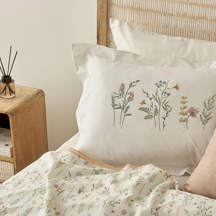 Bella Maison Flores Pamuklu Çift Kişilik Pike Takımı Somon (200x220 Cm) Somon