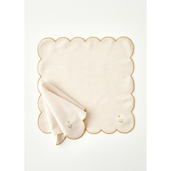 Bella Maison Daisy Scallop Kenar Peçete Bej (40x40 Cm) Bej
