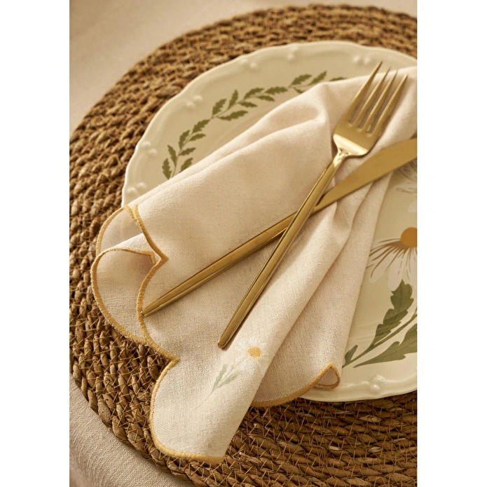 Bella Maison Daisy Scallop Kenar Peçete Bej (40x40 Cm) Bej