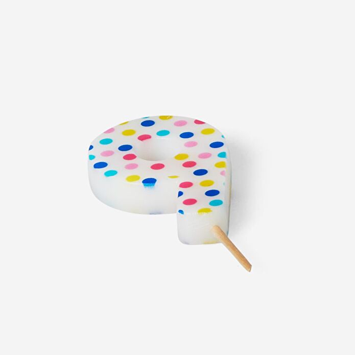 Flying Tiger Copenhagen 9 Numaralı Renkli Puantiyeli Pasta Mumu