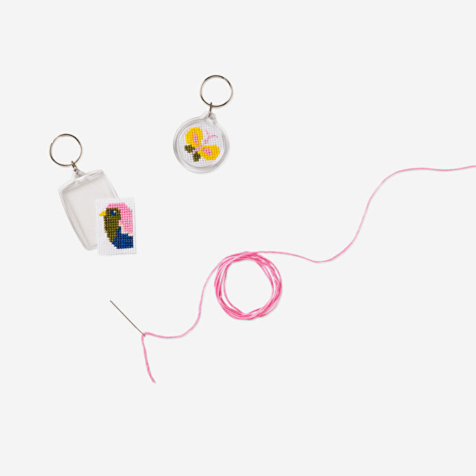 Flying Tiger Copenhagen Kendin Yap Kanaviçe Anahtarlık Seti