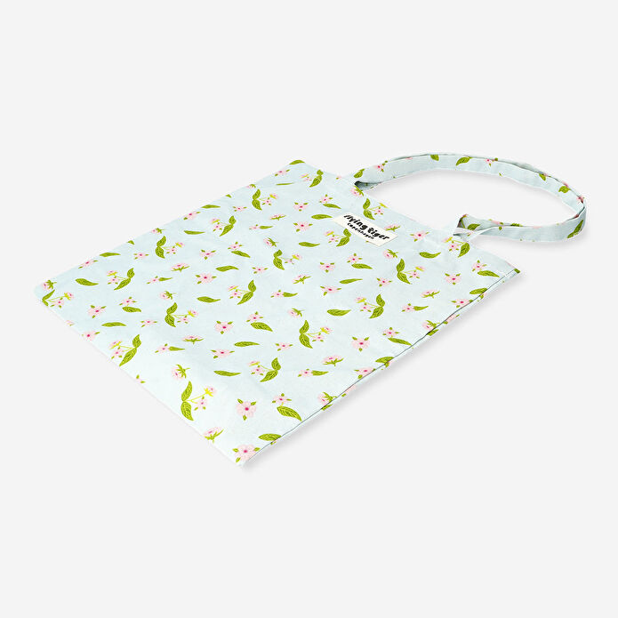 Flying Tiger Copenhagen Kiraz Çiçeği Desenli Mavi Bez Çanta