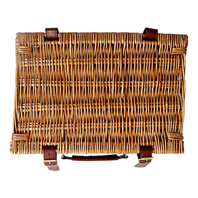 Flying Tiger Copenhagen Sofra Takımı İçeren Piknik Sepeti