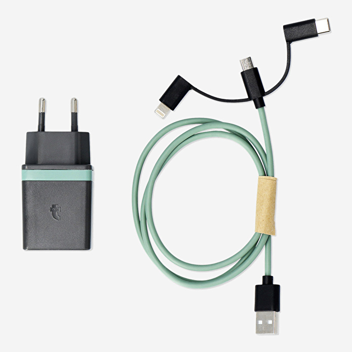 Flying Tiger Copenhagen 3’ü 1 arada duvar şarj cihazı