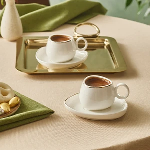 Kahve Fincanları ve Çay Setleri