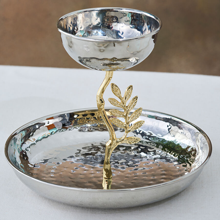 Karaca New Year Yılbaşı Carmenta Servislik ve Çerezlik