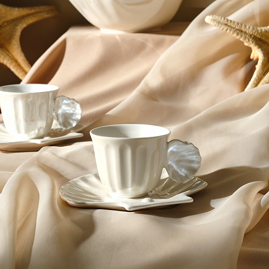 Karaca İstiridye Tabaklı Kahve Fincanı 90 ml