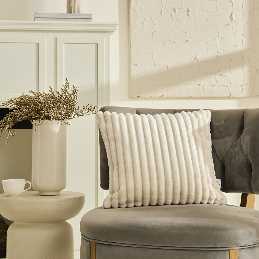 Karaca Home Shay Dolgulu Kırlent 43x43 cm Ekru