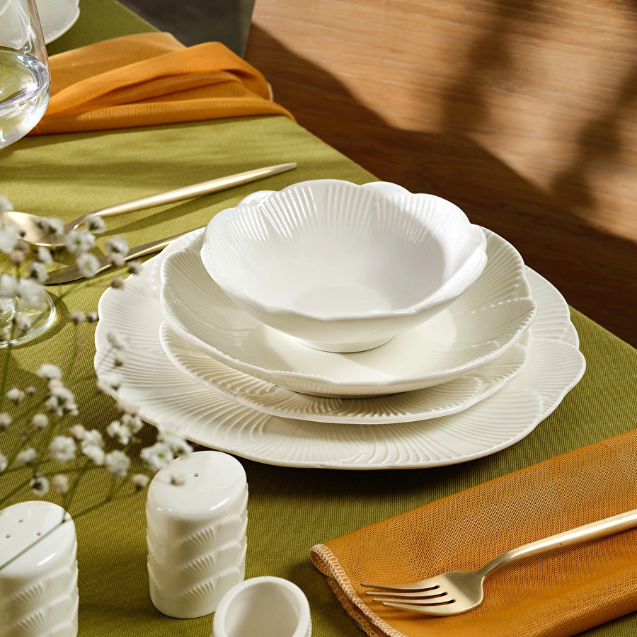 Karaca Stream Bone Floral White 53 Parça 12 Kişilik Yemek Takımı