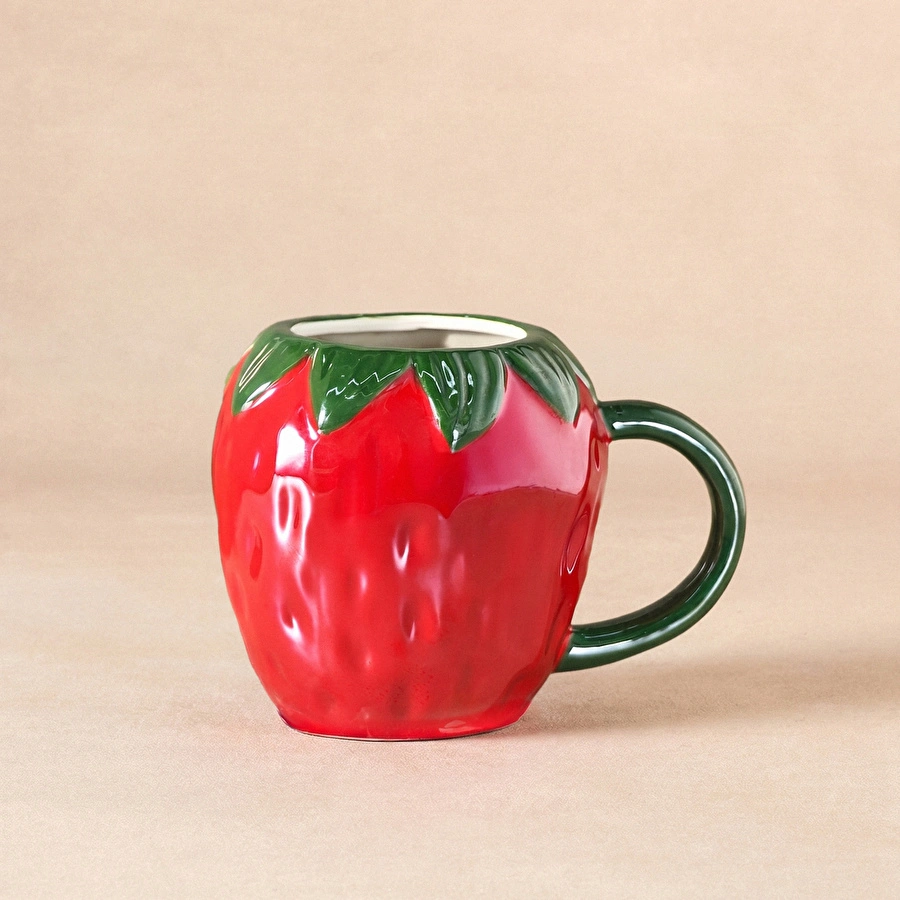 Karaca Strawberry 680 ml Mug