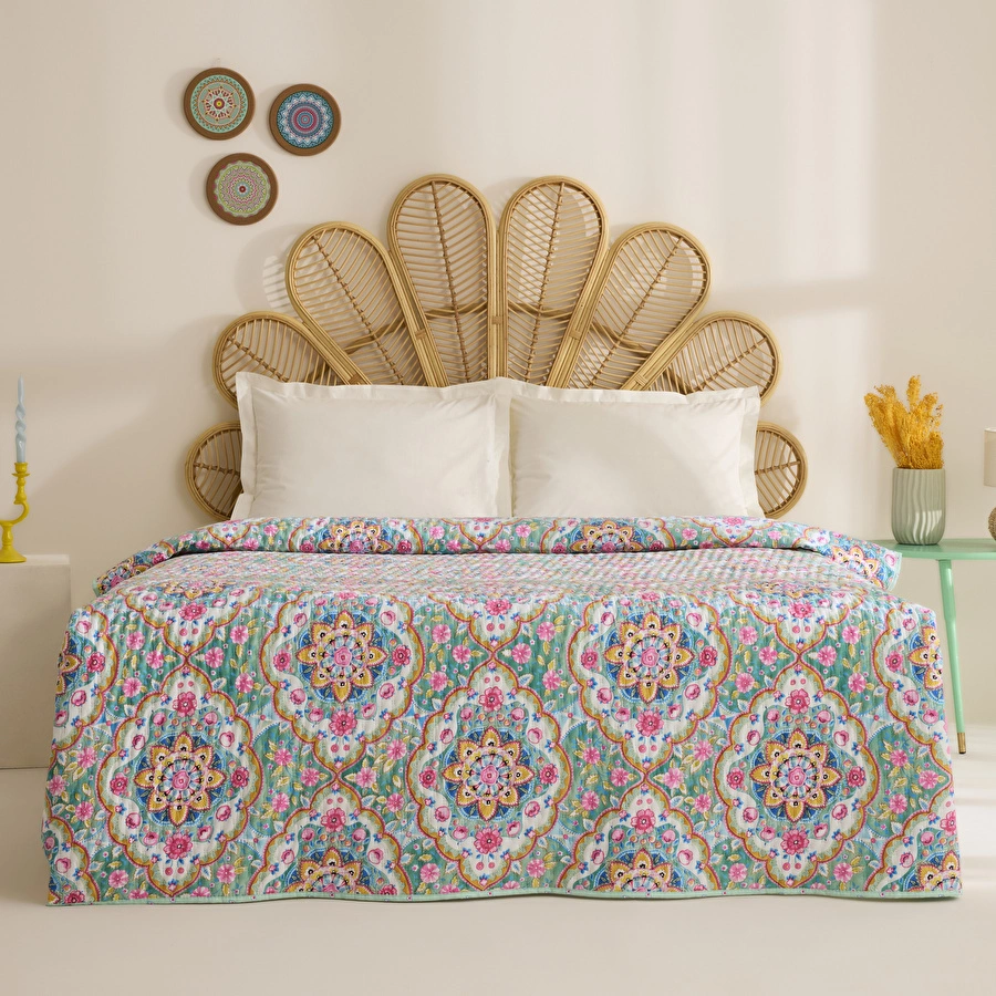 Karaca Home Luna Çok Amaçlı Çift Kişilik Yatak Örtüsü Multicolor
