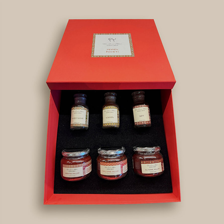 Ömür Akkor Anadolu Mirası Yemek Paketi