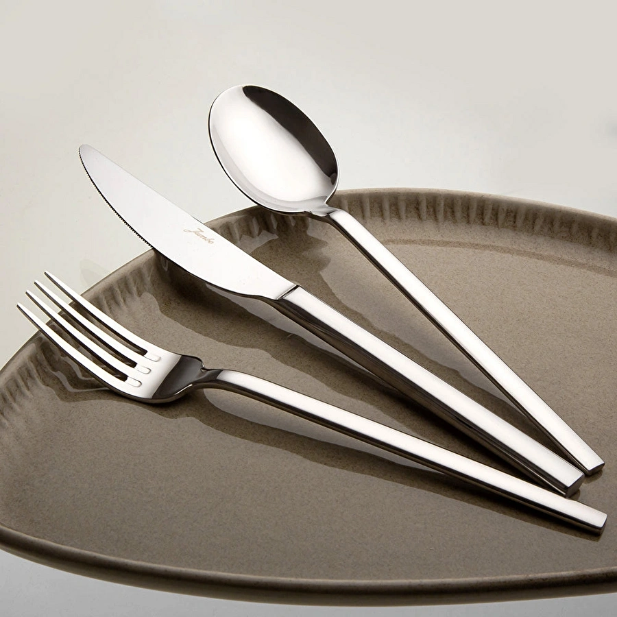 Jumbo 8110 84 Parça 12 Kişilik Çatal Kaşık Bıçak Takımı Çelik