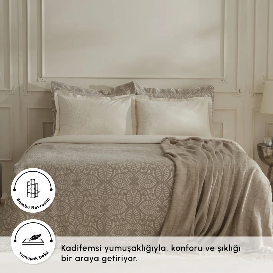 Karaca Home Megan 8 Parça Çeyiz Seti Gümüş