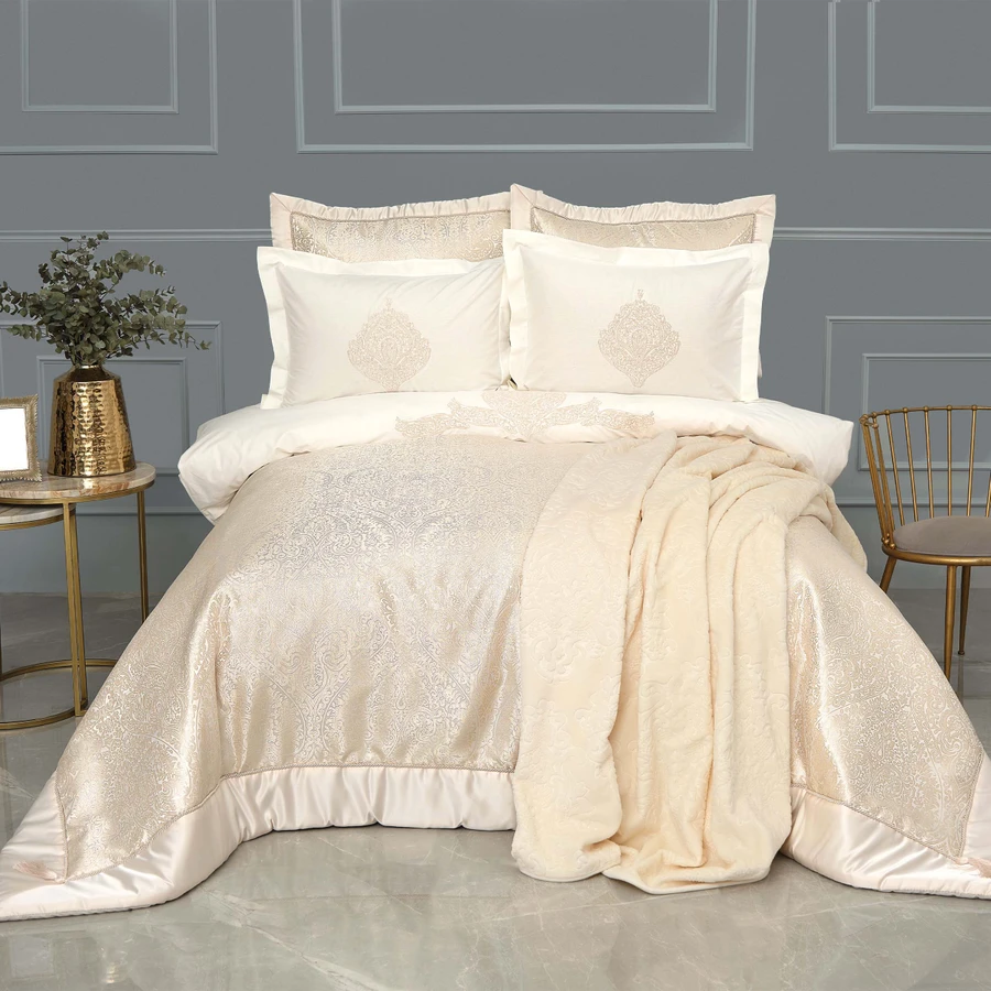 Karaca Home Deborah Gold Çeyiz Seti