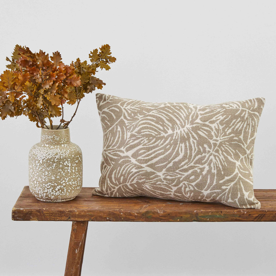 Karaca Home Leaf Ekru İç Dolgulu Kırlent 30x50cm
