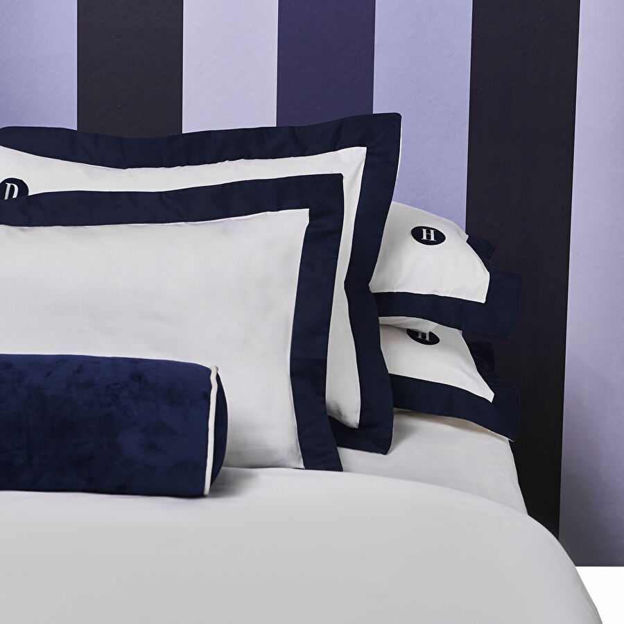 Karaca Home X 2Wins Initial E Harfi Yastık Kılıfı Nakışı