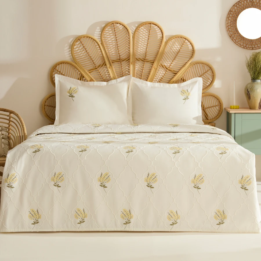 Karaca Home Shaela Çiçek Nakışlı Çift Kişilik Pike/Yatak Örtüsü Takımı Sarı