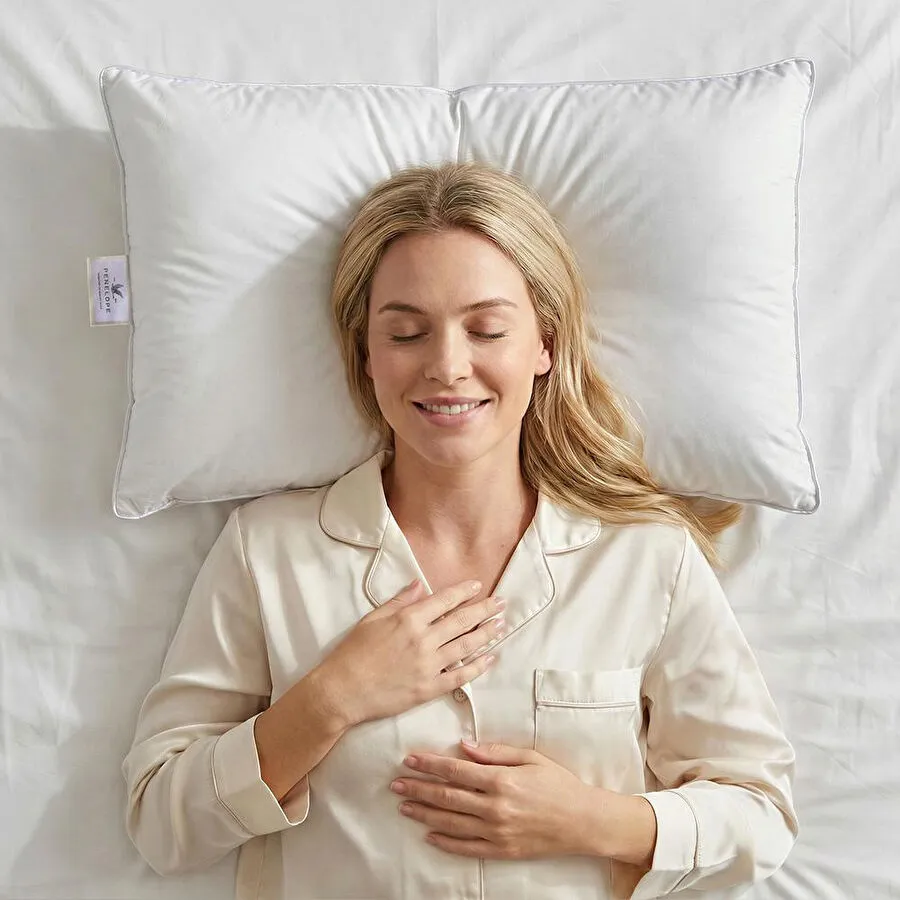 Penelope Tüy Geçirmez Kaz Tüyü Yastık - Dove Firm Serisi