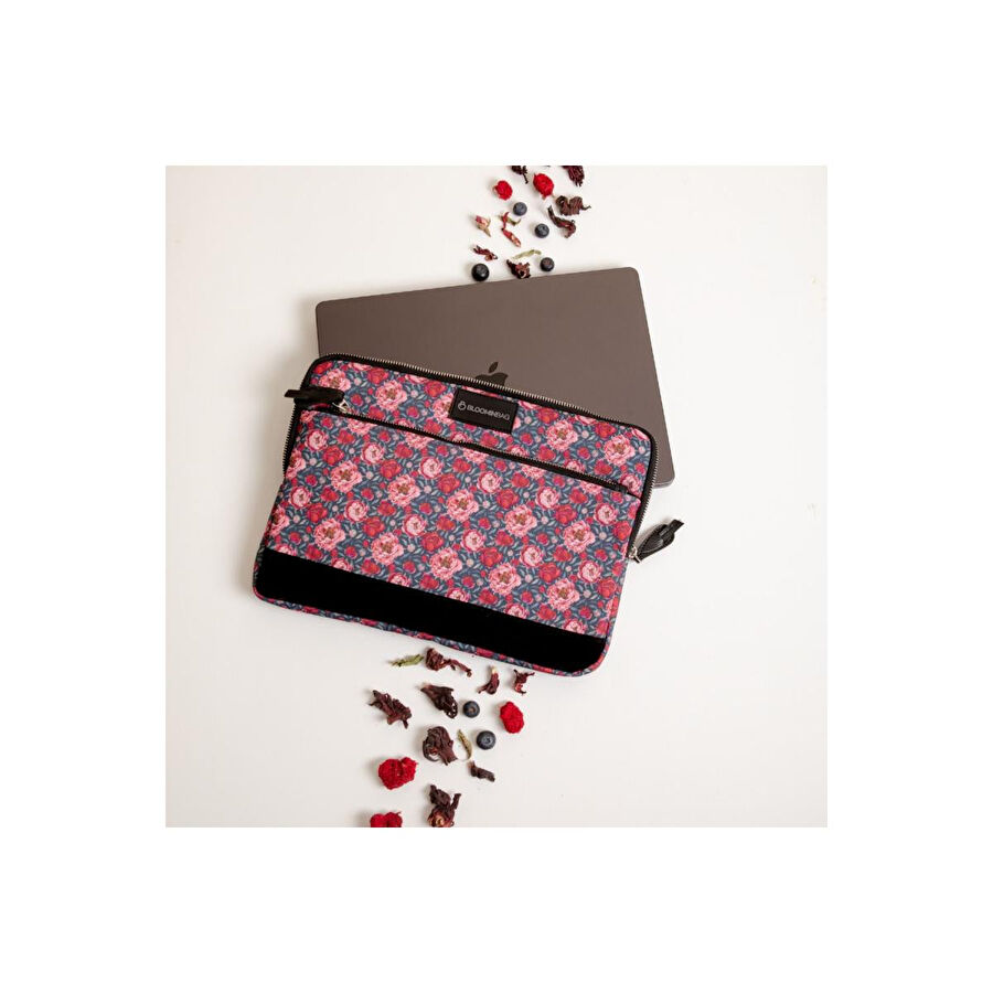 Bloominbag Blossom Lovin'14 Inç Laptop / Macbook Kılıf