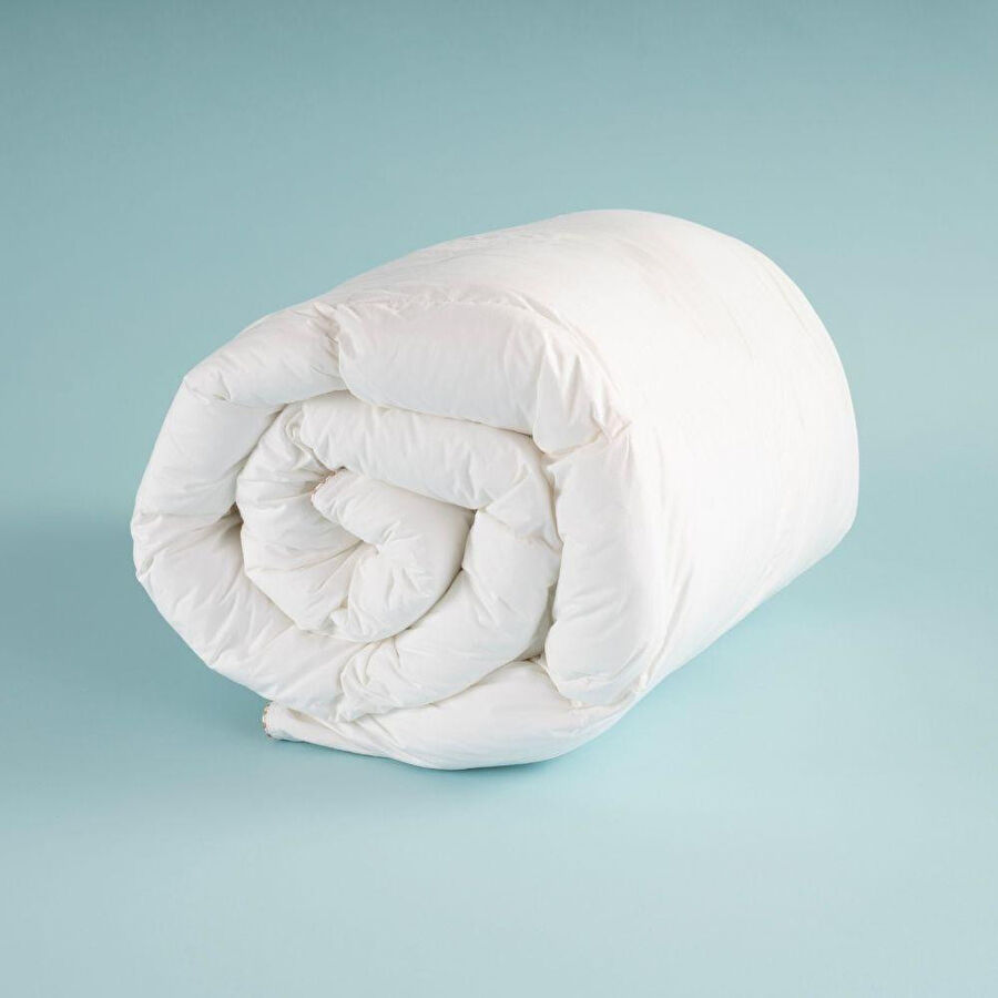 Othello Cloudia Yorgan 195x215