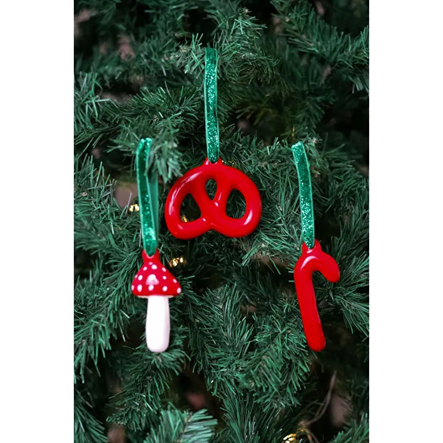 Beige & Stone Yılbaşı Ağaç Süsü Seramik Pretzel Kırmızı Simit,kırmızı Baston Ve Mantar 3'lü Set Çam Ağacı Süsü