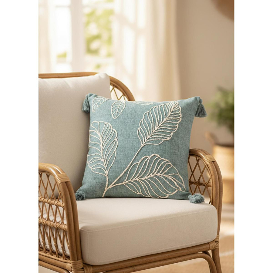 The Mia Püsküllü Kırlent Yeşil 45x45cm