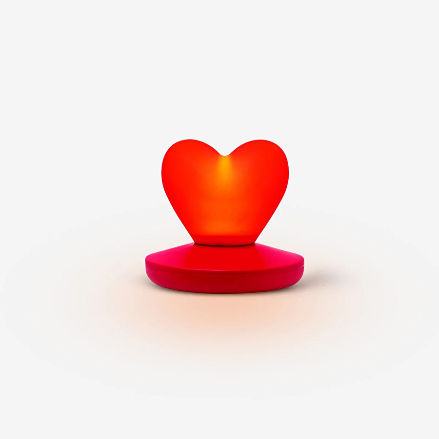 Flying Tiger Copenhagen Kalp Şekilli Baş Ucu Lambası