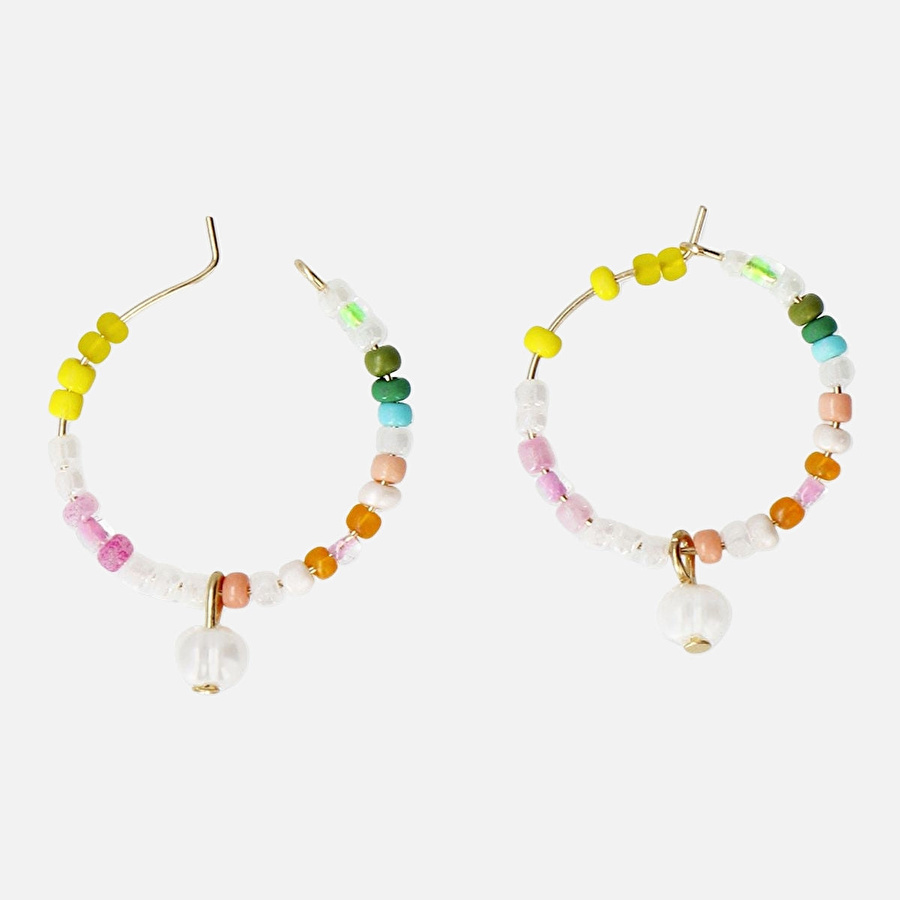 Flying Tiger Copenhagen İncili Boncuk Detaylı Küçük Halka Küpe